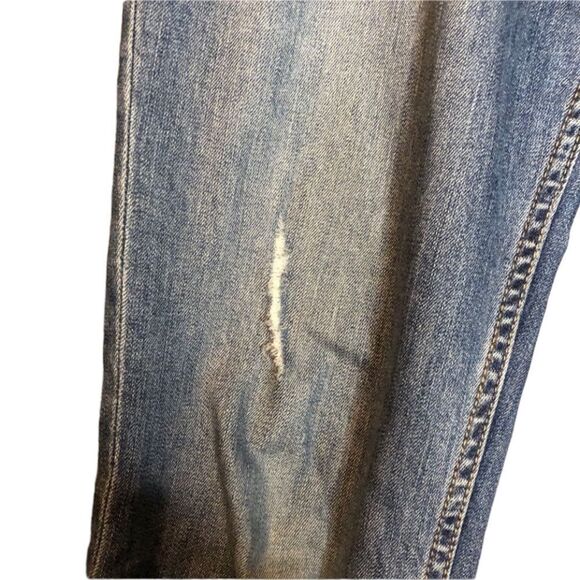 Level 99 straight leg distressed jeans. Size 26 - Picture 11 of 12